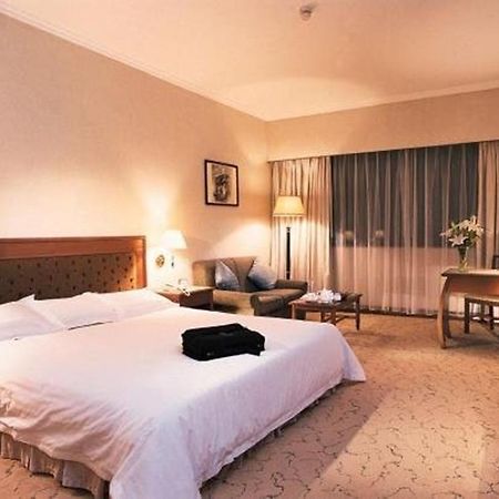 Gloria Plaza Hotel Suzhou Suzhou  Room photo